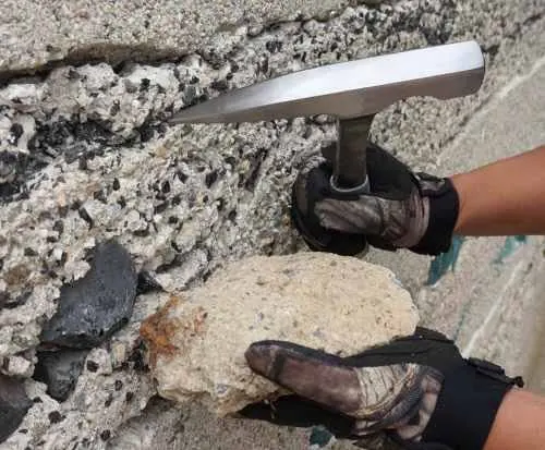 Pullox FieldPro Pointed Tip Geological  Hammer view 5